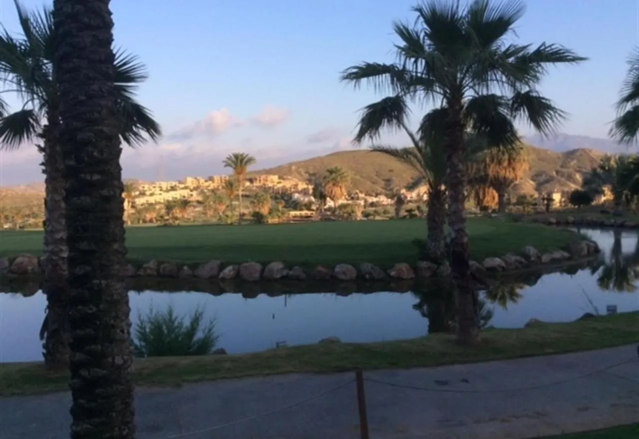 Los Almendros مْبيرا إسبانيا